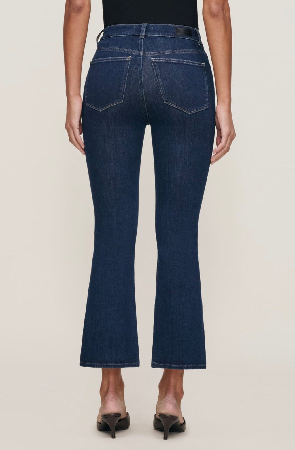 ‌High-Rise Cropped Denim
