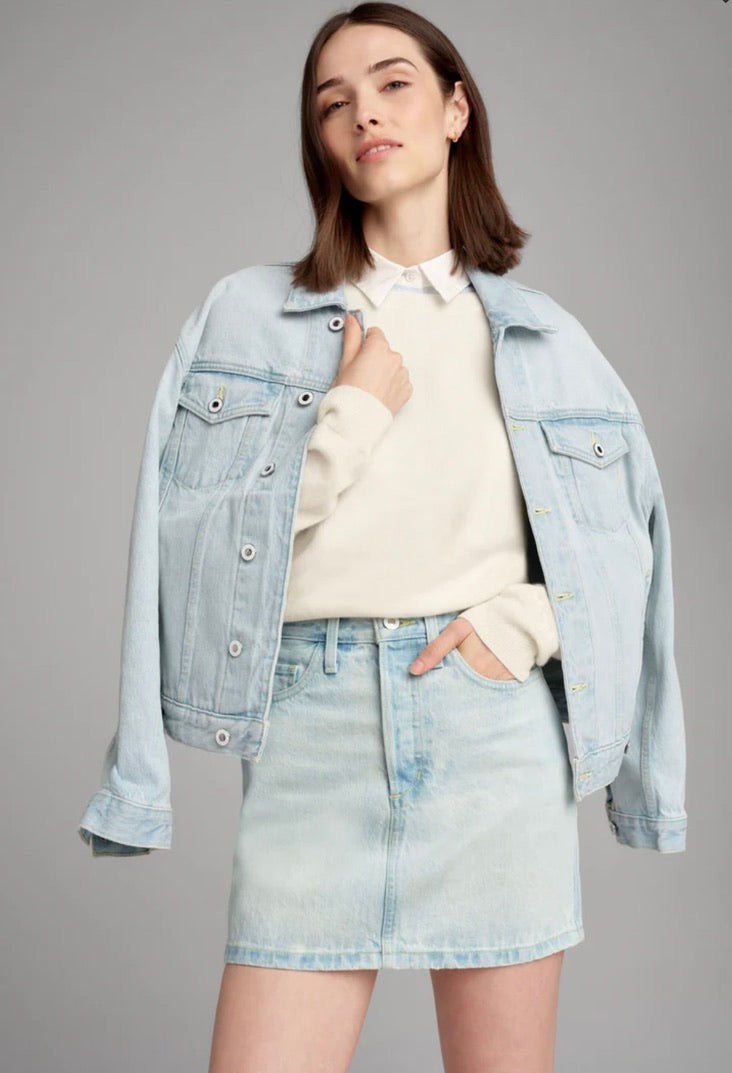 Long-Sleeve Denim Button Jacket