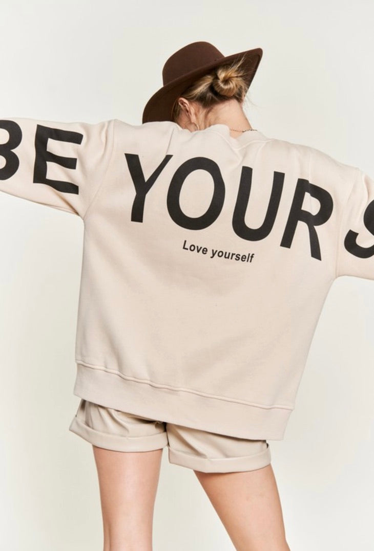 Soft Brushed Knit Oversized Pullover with Ribbed Cuffs for All-Day Comfort