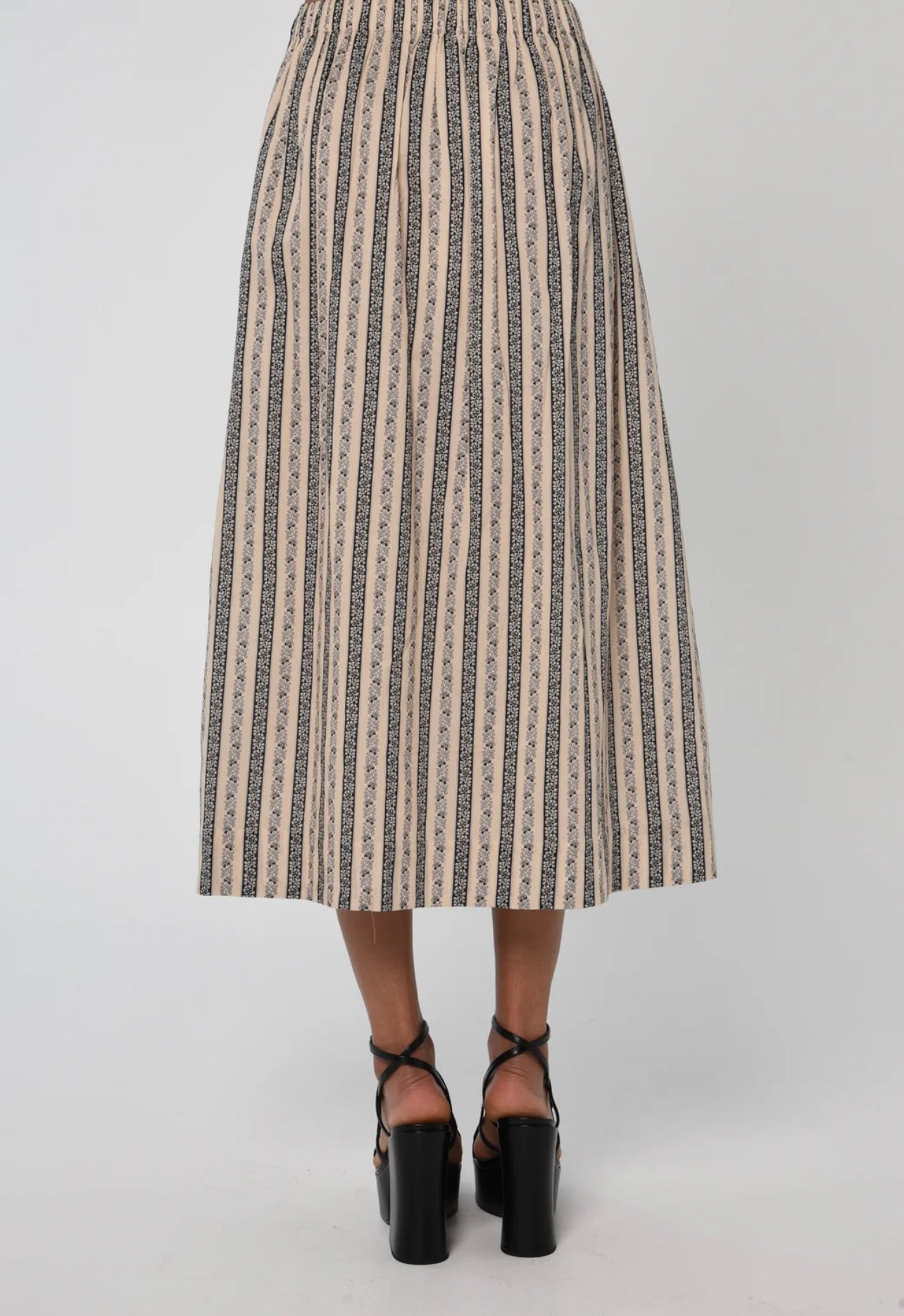 Elastic Waist Pull-On Skirt with Subtle Gathering