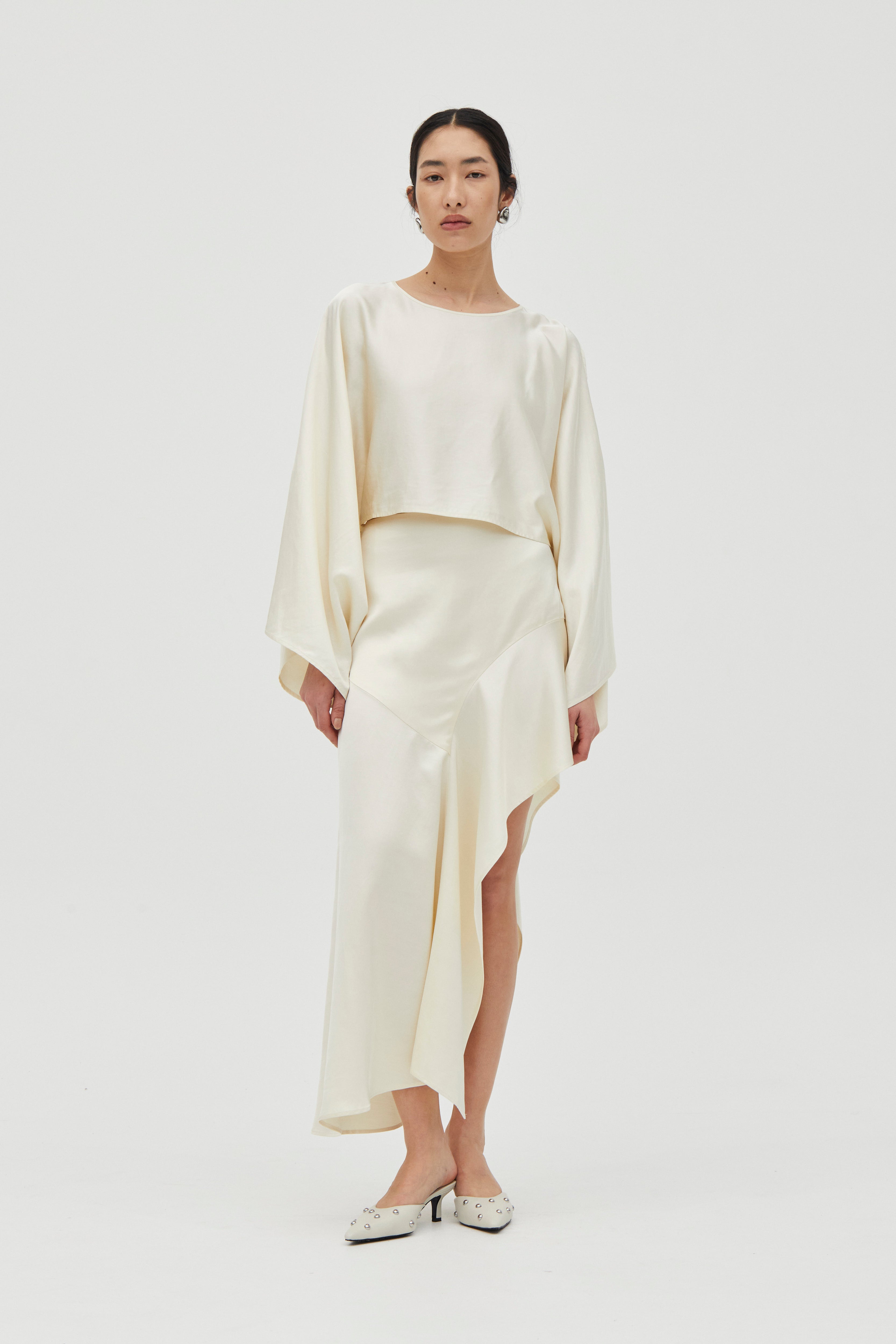 Vanilla Cape Sleeve Top