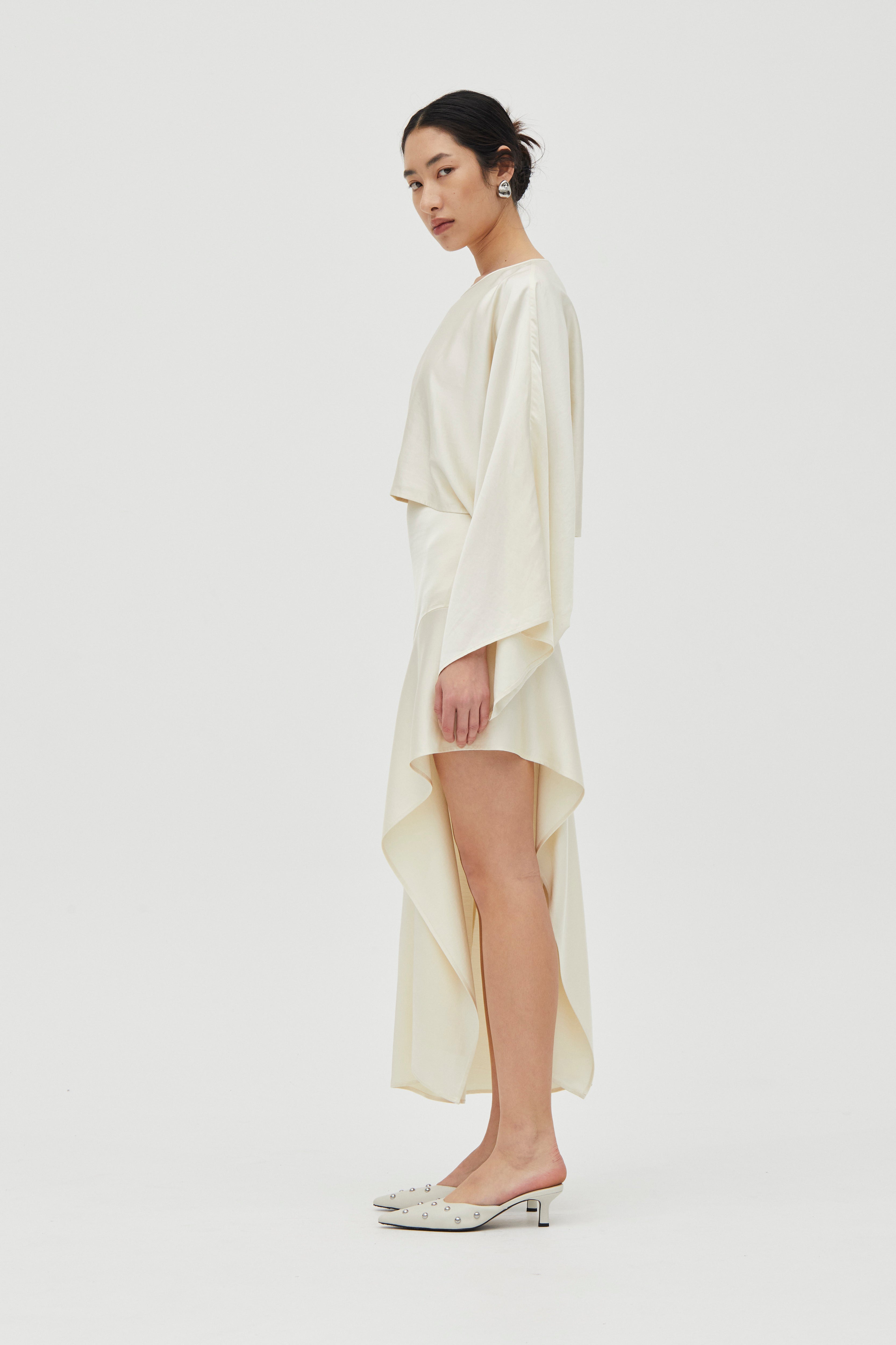 Vanilla Cape Sleeve Top