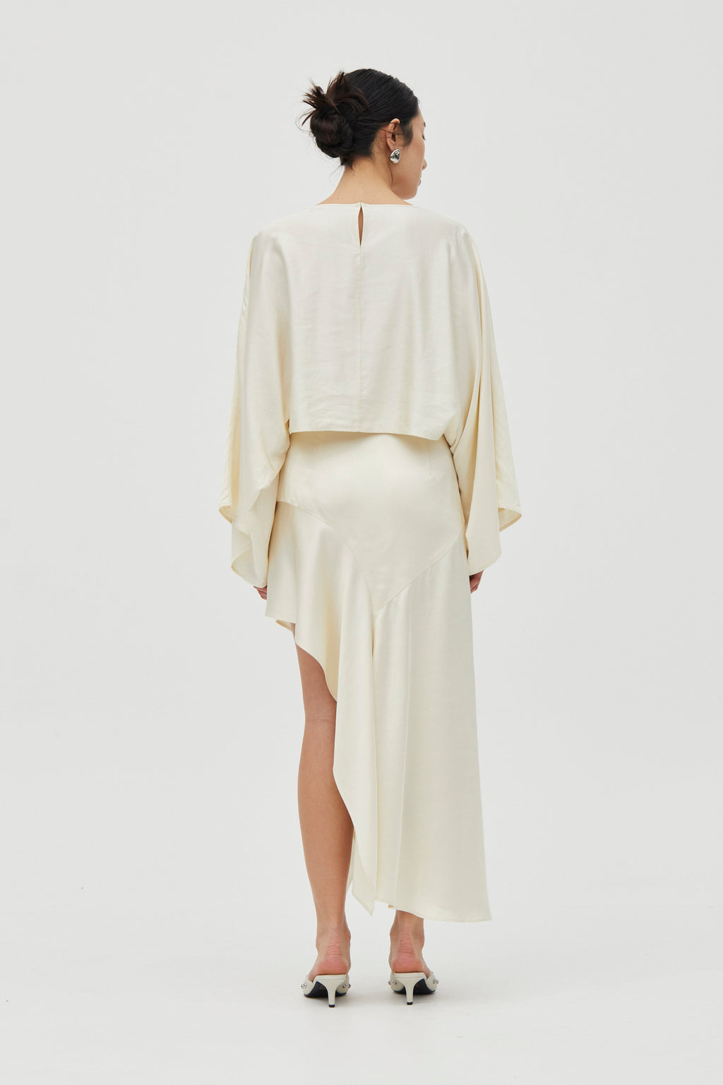 Vanilla Cape Sleeve Top