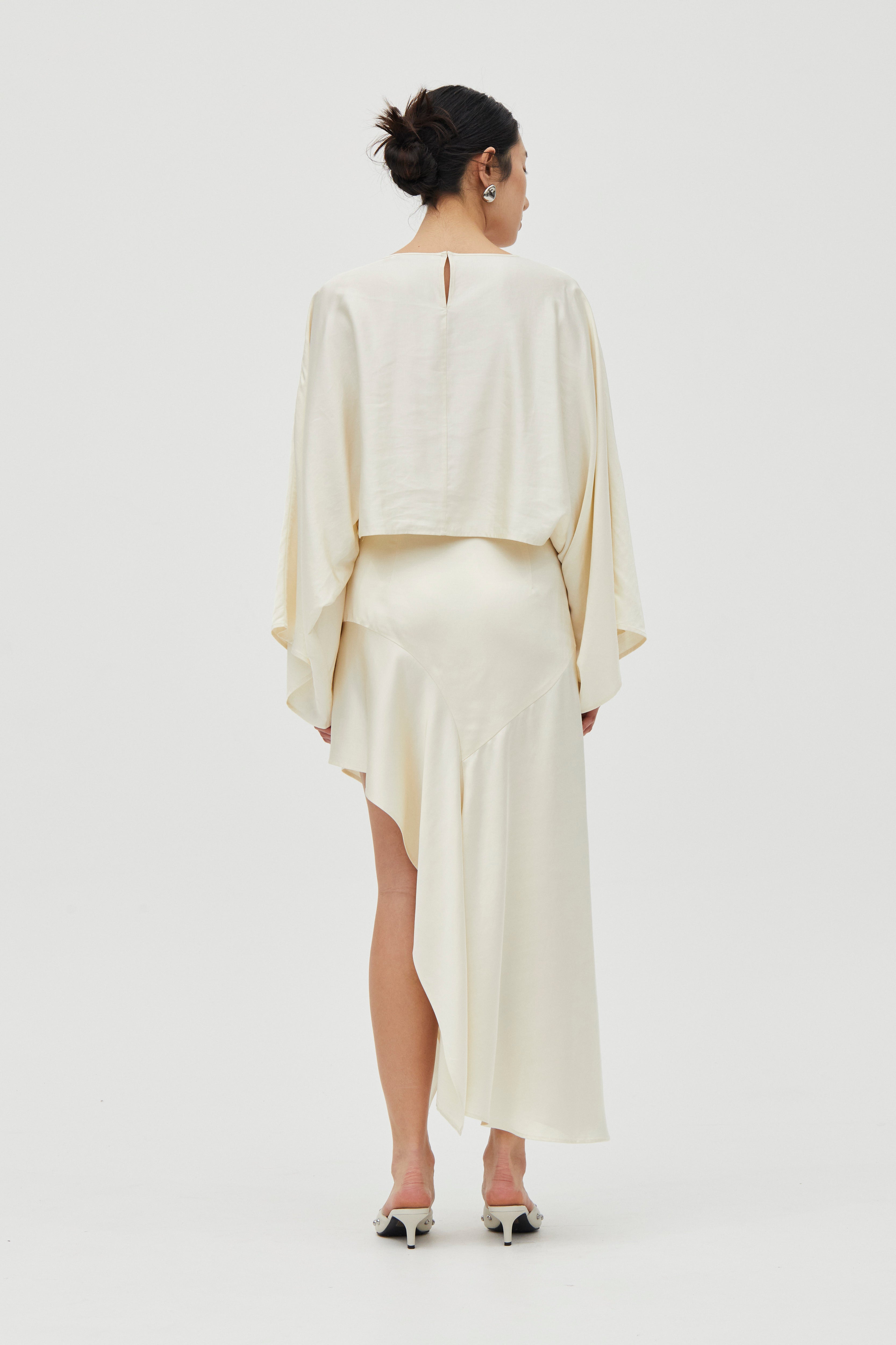 Vanilla Cape Sleeve Top