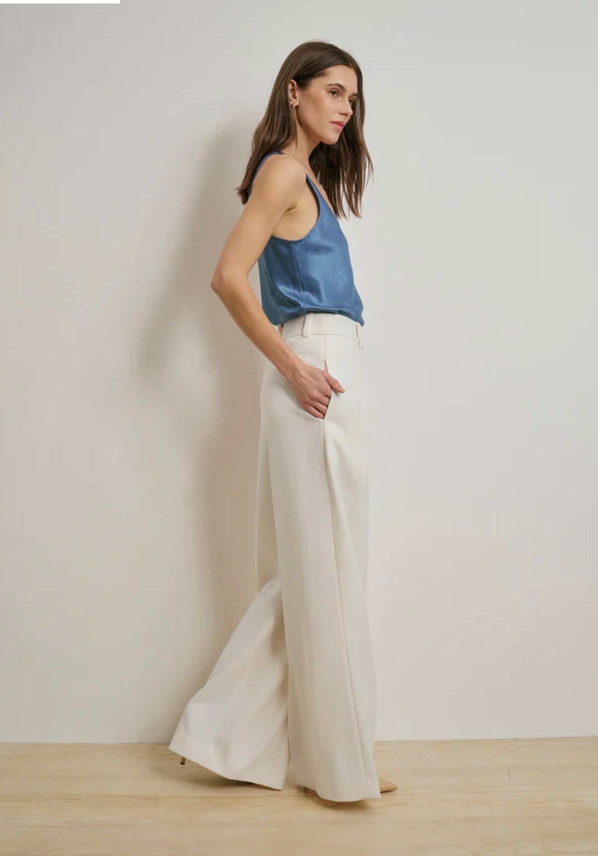 ‌River Blue U-Neck Tank