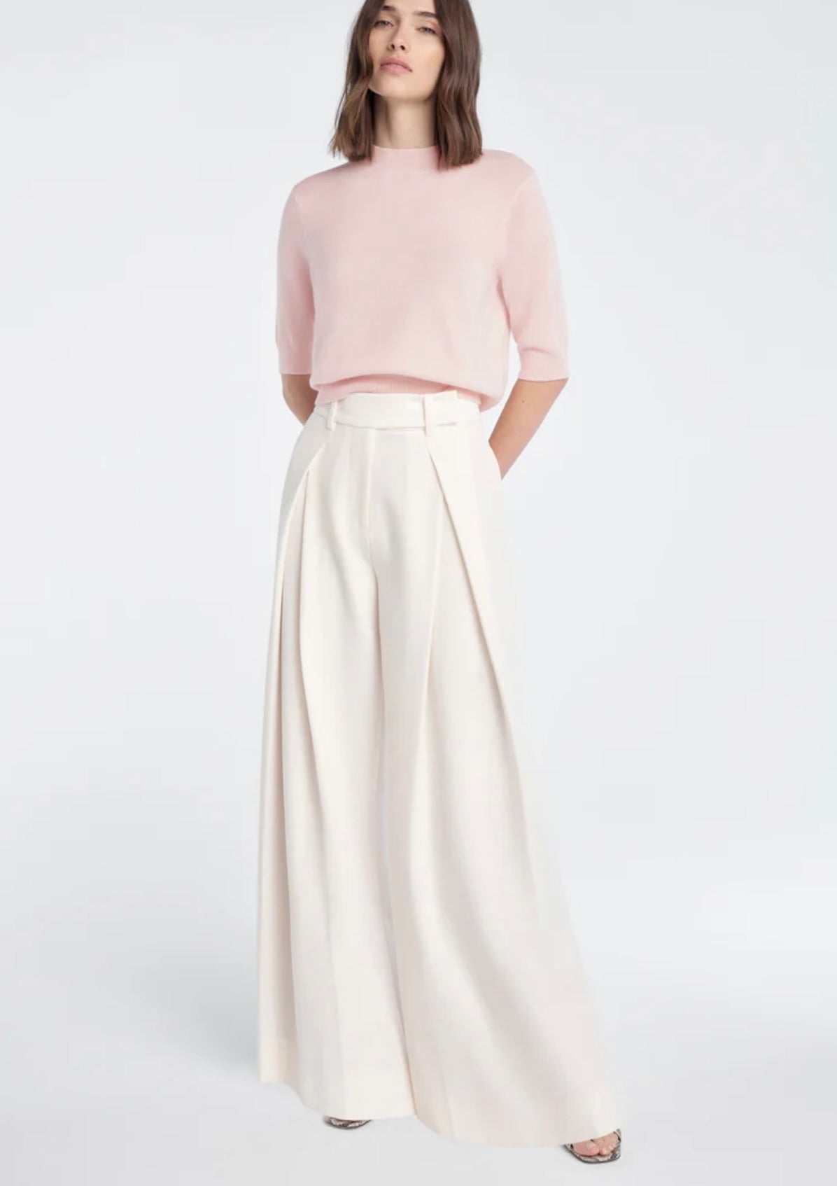 ‌Pale Pink Ribbed Pullover