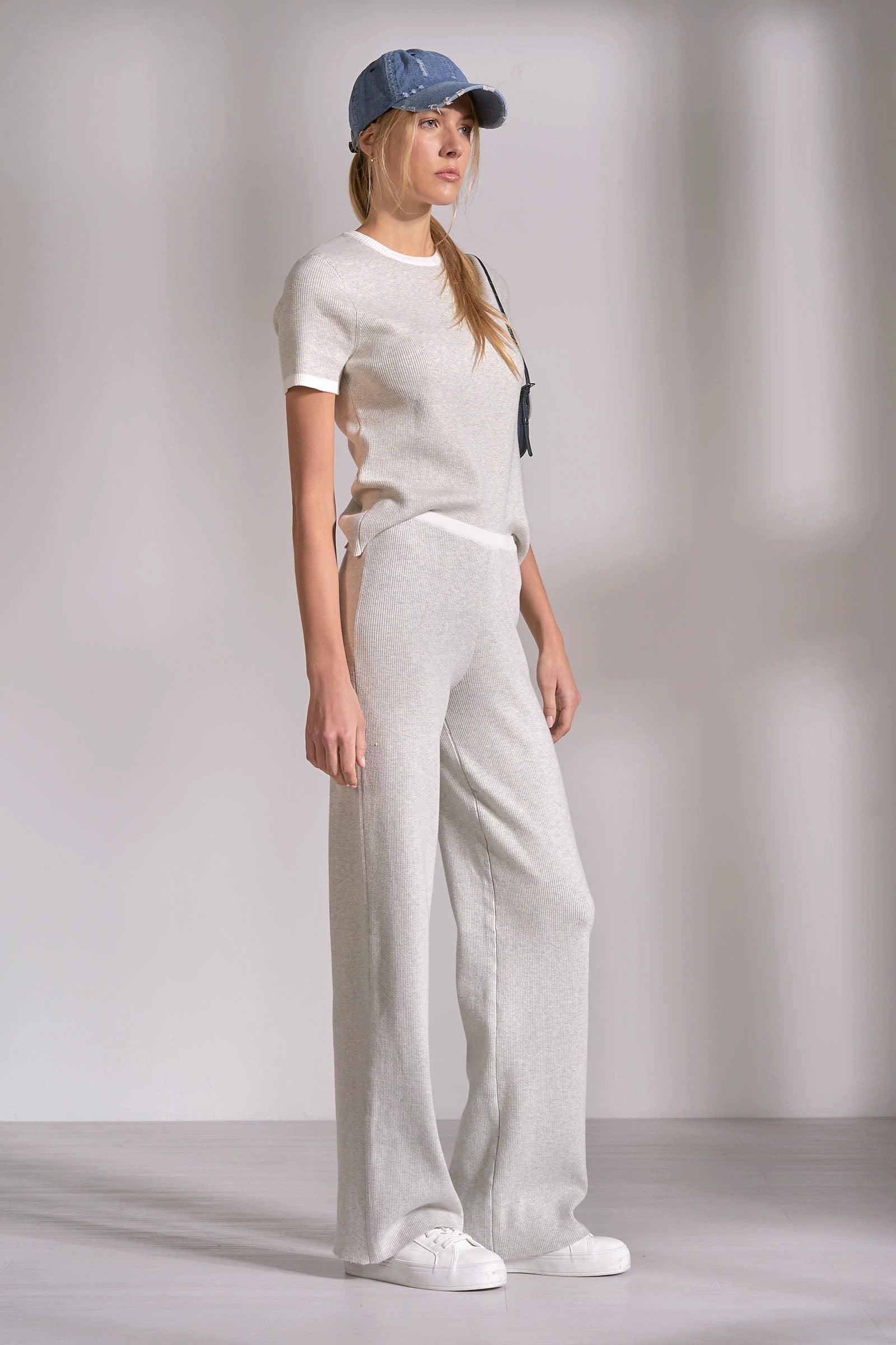 ‌Grey White Contrast Trim Top