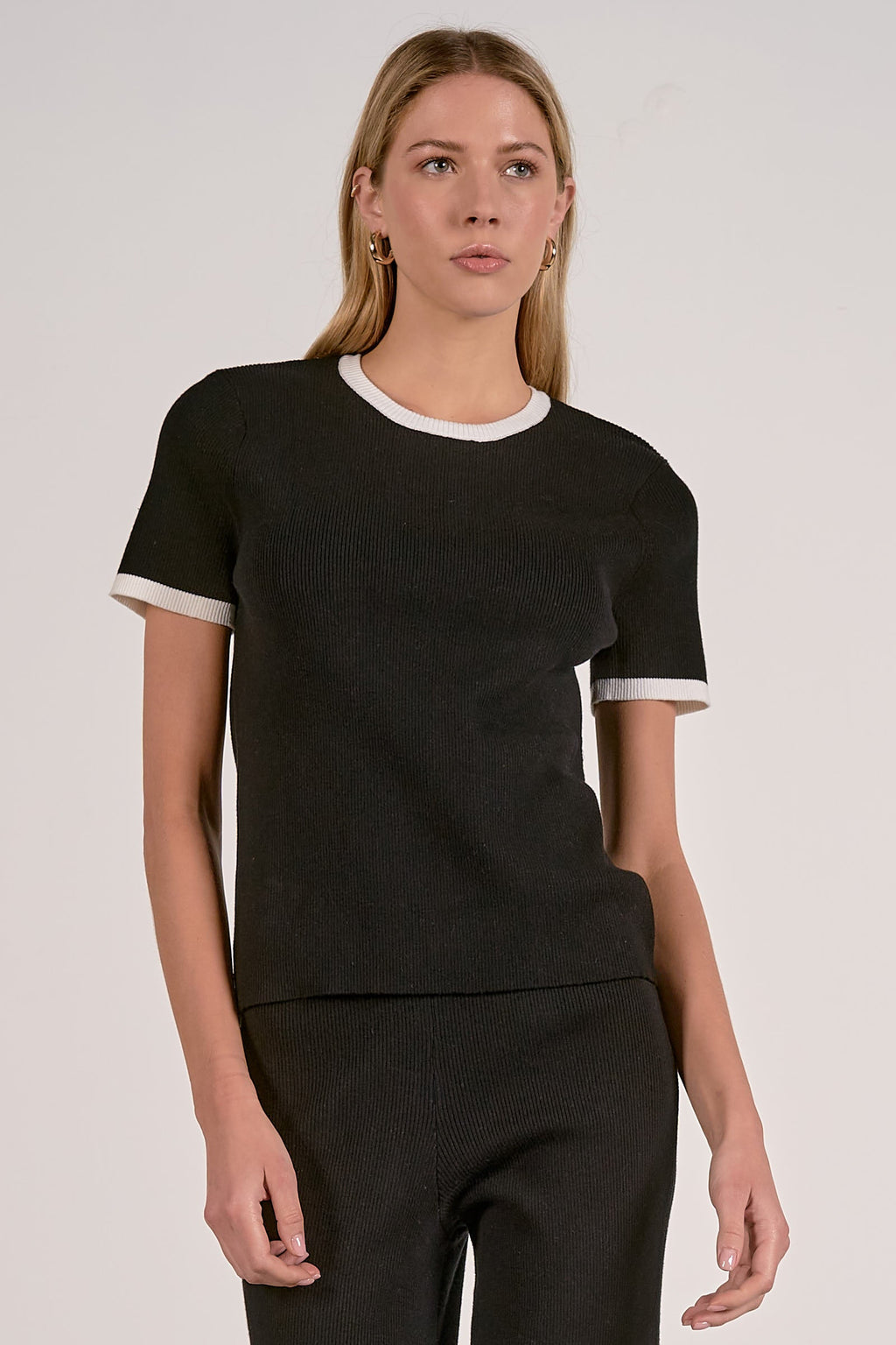 ‌Black White Contrast Trim Top