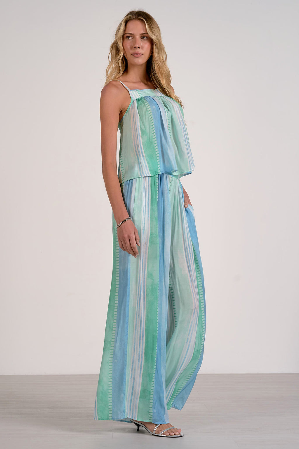 Flattering Square Neck Lightweight Viscose Tank