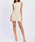 Sleeveless Zipper Silhouette