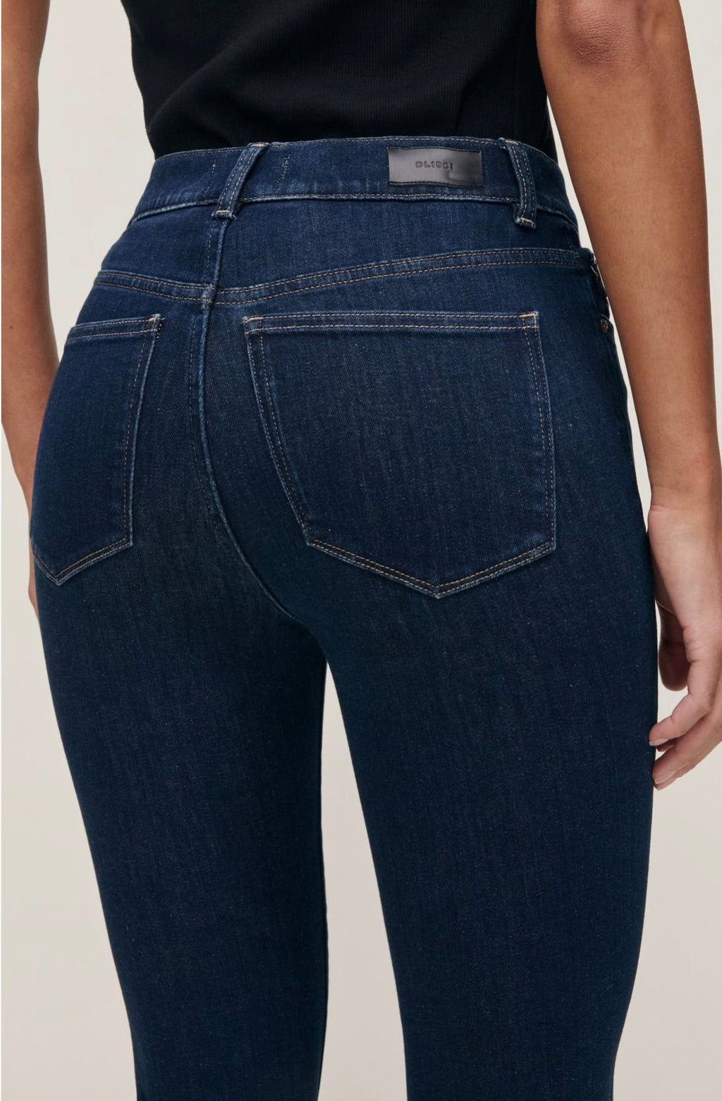 ‌High-Rise Cropped Denim