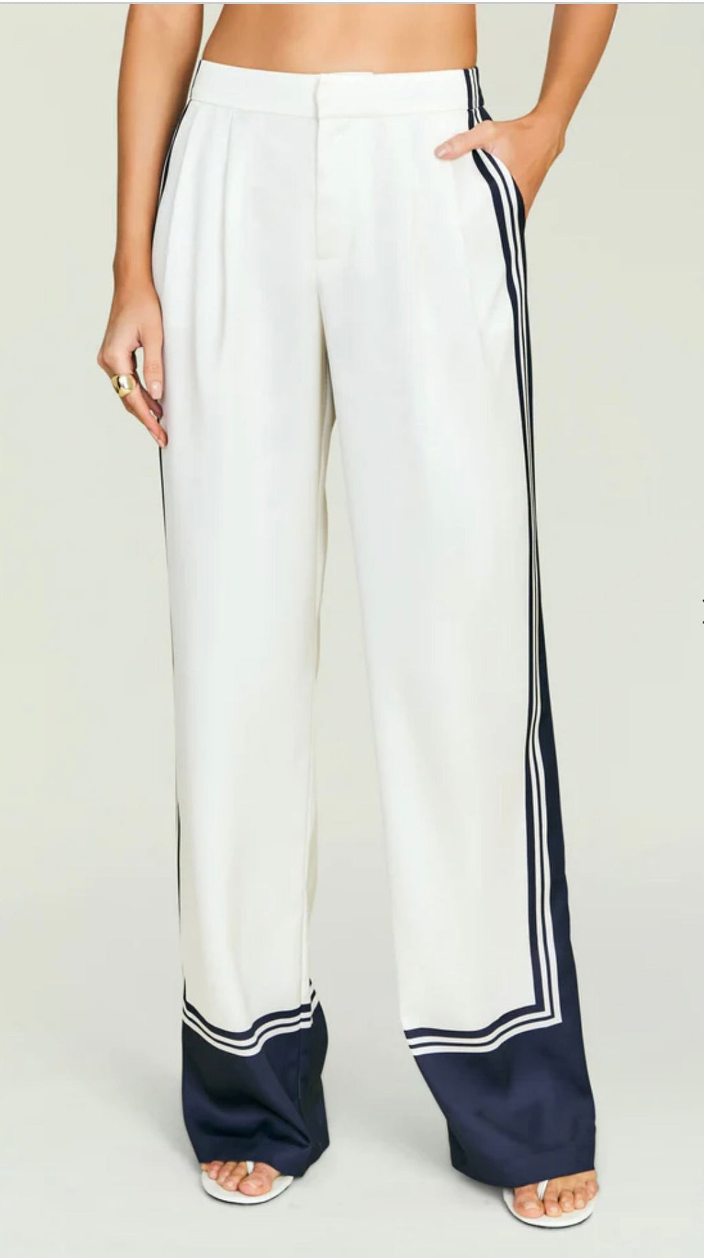 Sun-Drenched Harbor-Inspired Side-Stripe Mid-Rise Pants