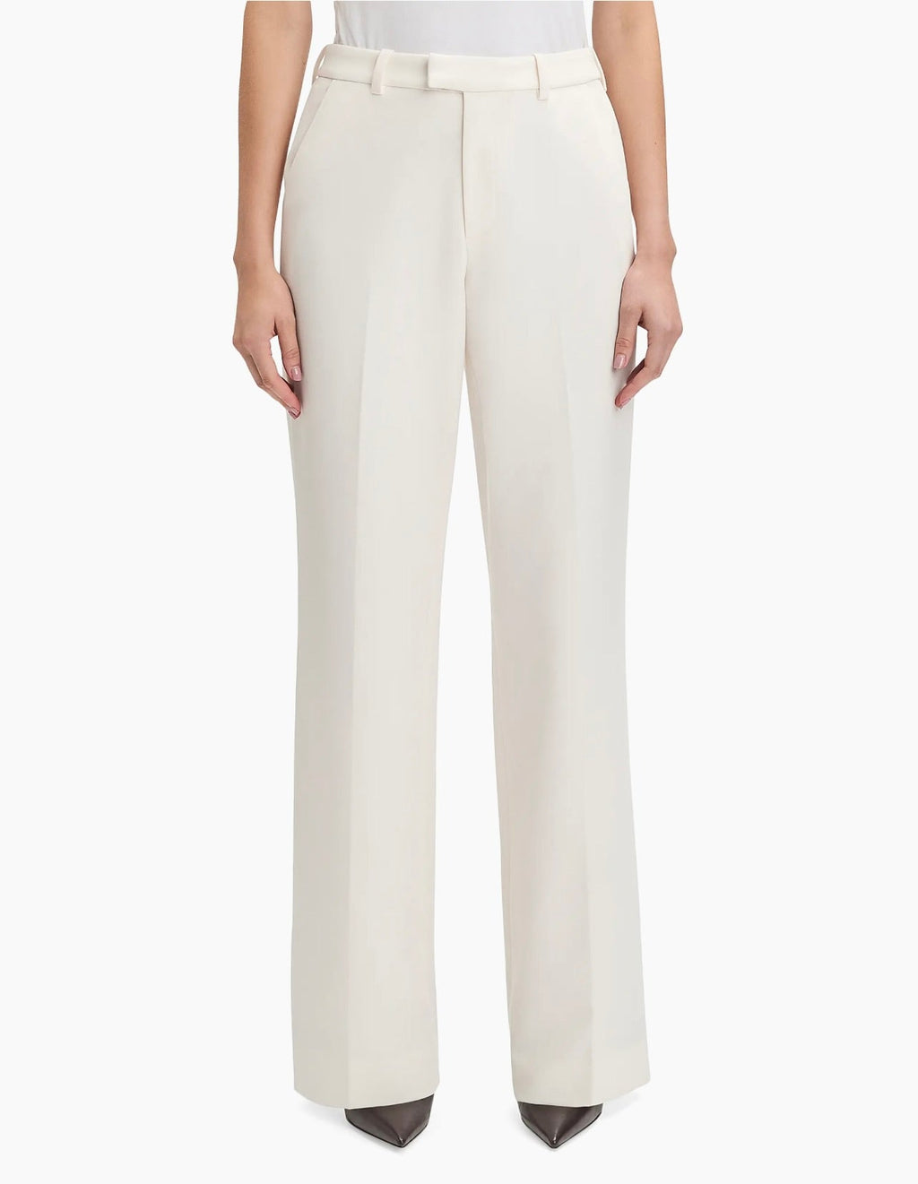 ‌Ivory Crease Still