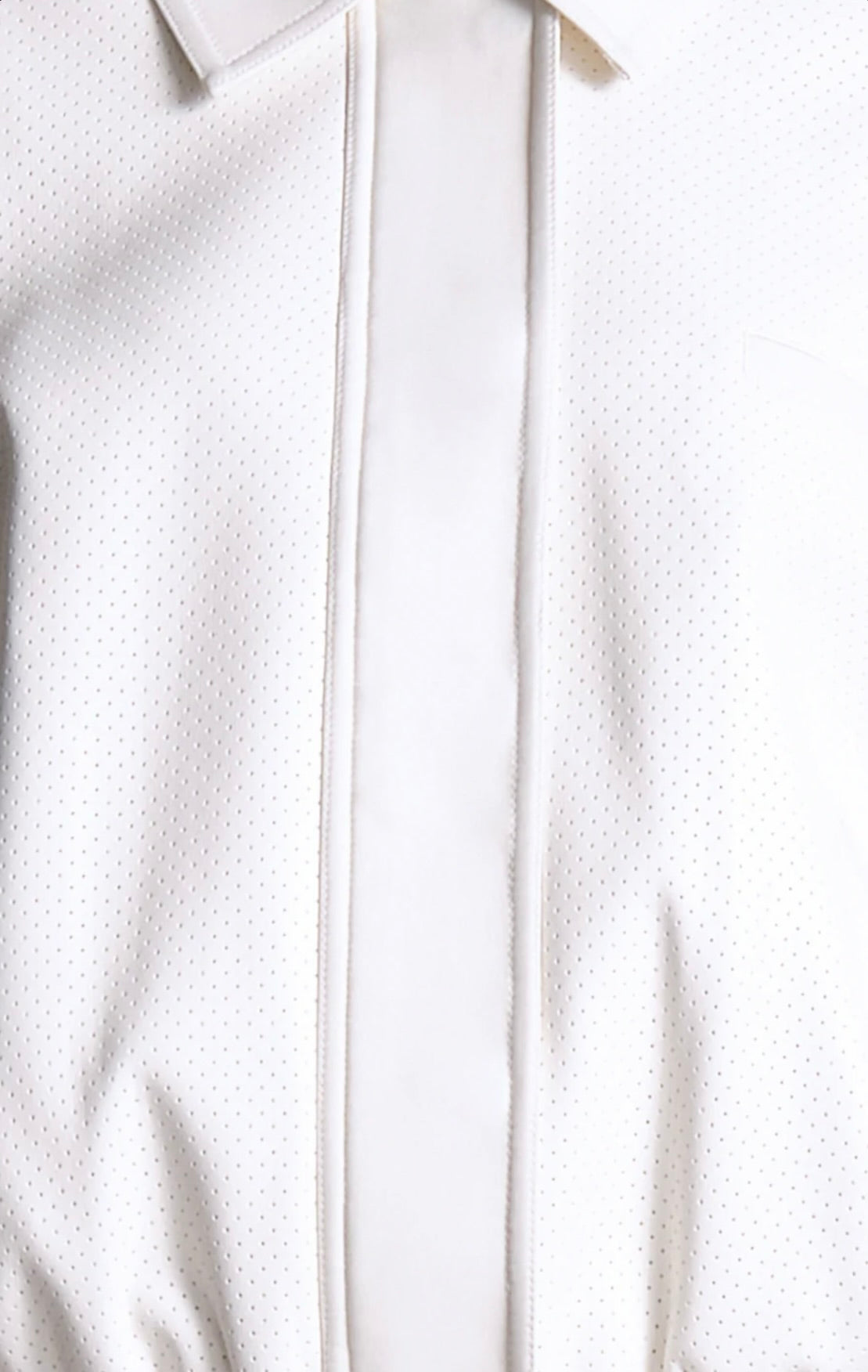 Elasticated Hem Classic Collar