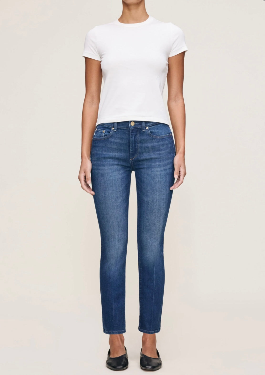  Five-Pocket Gold-Tone Hardware Mid-Rise Classic Straight Jeans